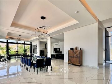 Casa en Venta en Cond. Las Brisas de Chicureo - El Parronal