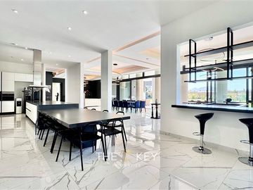 Casa en Venta en Cond. Las Brisas de Chicureo - El Parronal