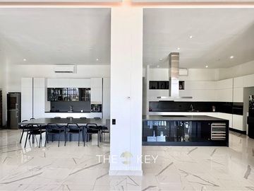 Casa en Venta en Cond. Las Brisas de Chicureo - El Parronal