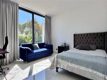 Casa en Venta en Cond. Las Brisas de Chicureo - El Parronal