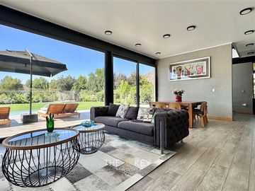 Casa en Venta en Cond. Las Brisas de Chicureo - La Pirca