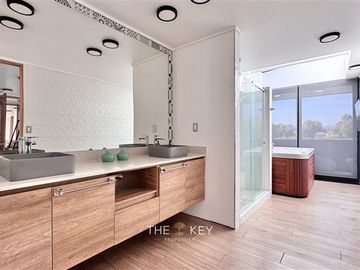 Casa en Venta en Cond. Las Brisas de Chicureo - La Pirca