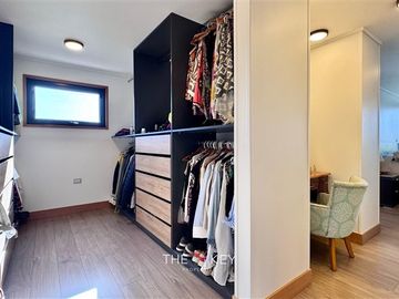 Casa en Venta en Cond. Las Brisas de Chicureo - La Pirca