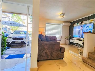 Casa en Venta en Guanaco Norte - Pedro Fontova - Metro a 5 minutos