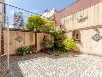 DEPARTAMENTO 3 AMBIENTES CON PATIO VILLA URQUIZA