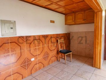 La Armenia 1, Casa con terreno en venta