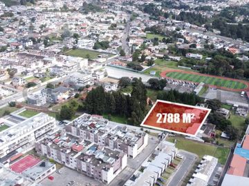 La Armenia 1, Casa con terreno en venta