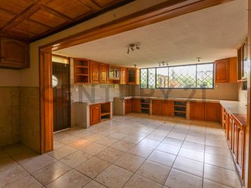 La Armenia 1, Casa con terreno en venta