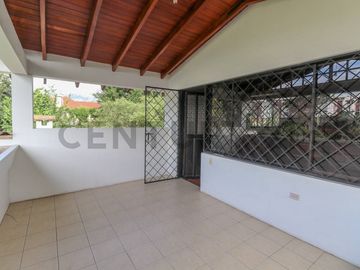 La Armenia 1, Casa con terreno en venta