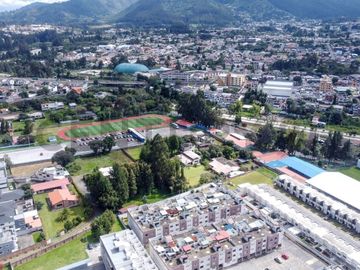La Armenia 1, Casa con terreno en venta