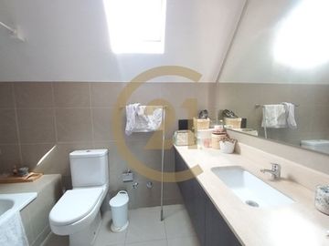 Casa en Venta exclusivo condominio, Las Condes