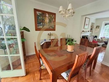 CASA EN VENTA, 3DORM 4BAÑOS, PROVIDENCIA
