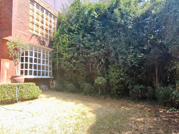 Casa Sola en Venta,  Calz. Las Aguilas, Lomas de Guadalupe, Alvaro Obregon, CDMX