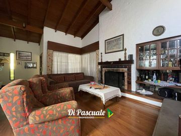 Venta Casa Chalet sobre 700 m2 IDEAL INVERSORES - Moreno Norte