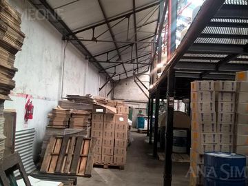 Galpón  de 550 m² cubiertos