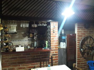 Casa -mas departamento y local en Salvador Maria, partido de Lobos