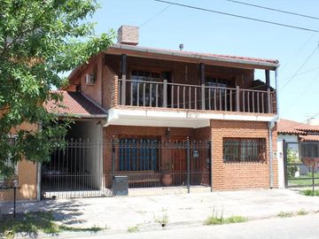 Casa - Castelar Norte