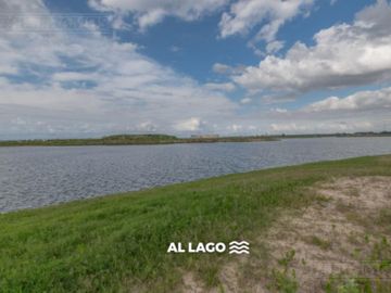 ESPECTACULAR LOTE A LA  LAGUNA  en venta en Los Puentes - Nordelta