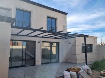 Casa en venta Quebradas de Manantiales  (3 dormitorios)