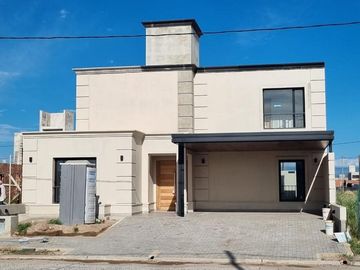 Casa en venta Quebradas de Manantiales  (3 dormitorios)