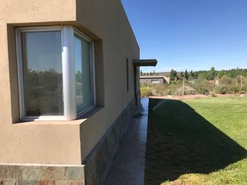 Casa en La Península, Neuquén
