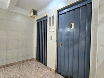 Dean Funes 1700   Departamento de 3 ambientes con balcón  Parque Patricios