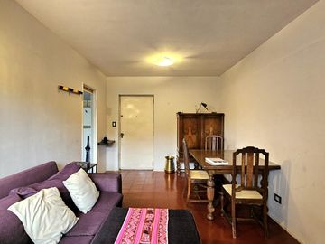 Dean Funes 1700   Departamento de 3 ambientes con balcón  Parque Patricios