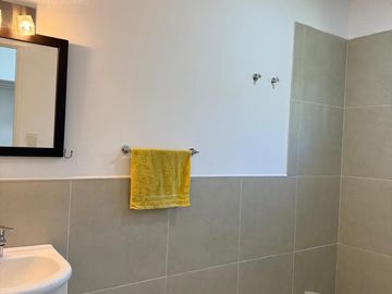 Venta - Casa 4/Cuatro Ambientes, Dependencia, Jardín - San Gabriel, Villanueva