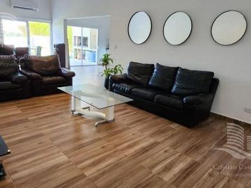 Venta - Casa 4/Cuatro Ambientes, Dependencia, Jardín - San Gabriel, Villanueva