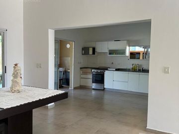 Venta - Casa 4/Cuatro Ambientes, Dependencia, Jardín - San Gabriel, Villanueva