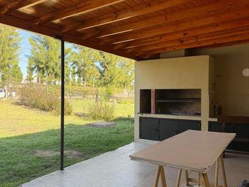 Venta - Casa 4/Cuatro Ambientes, Dependencia, Jardín - San Gabriel, Villanueva
