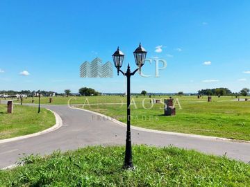 Hermoso Lote  en  San Sebastian, Pilar  - Area 1