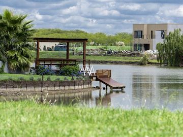 Hermoso Lote  en  San Sebastian, Pilar  - Area 1