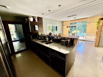 Casa en venta - 6 Dormitorios 5 Baños - 1510mts2 - Tigre