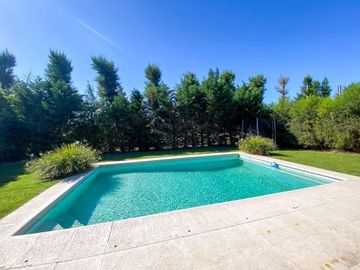 Casa en venta - 6 Dormitorios 5 Baños - 1510mts2 - Tigre