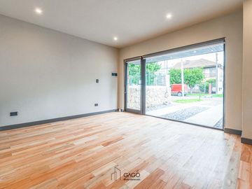 PH 3 ambientas. Venta en Parque Luro