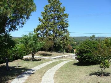 Chalet de cuatro dormitorios en Bº San Isabel