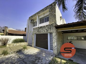 casa dos plantas patio fisherton