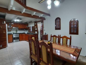 Casa - Berazategui