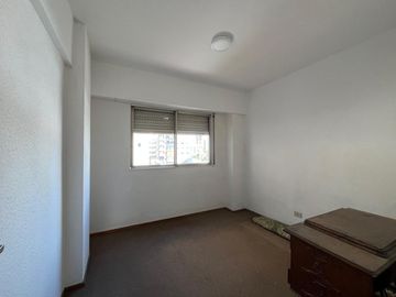VENTA/PERMUTA – Departamento de 3 dormitorios con balcón. Abasto, Rosario.