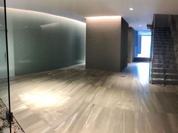 Divino monoambiente con amenities. Todo luz!!