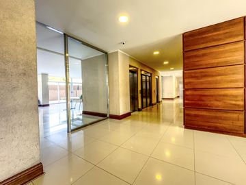 Oportunidad · Apto Crédito · Departamento · 3 Dormitorios · Cochera · Aranguren al 1800