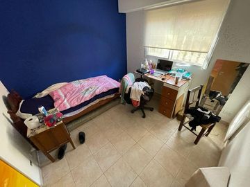 En Venta | Hermosa Casa - Quinta en Moreno con Amplio Parque, Pileta, y Quincho - Sobre calle Faraday y Galileo Galilei - Zona de Quintas