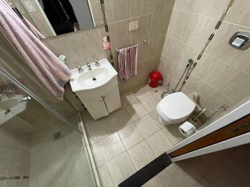 En Venta | Hermosa Casa - Quinta en Moreno con Amplio Parque, Pileta, y Quincho - Sobre calle Faraday y Galileo Galilei - Zona de Quintas