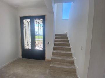 House - El Canton