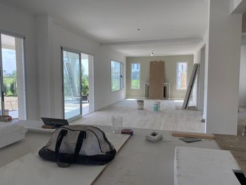 House - El Canton