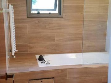 Lomas de la Carolina , fondo golf , Pileta ! Dormitorio en planta baja