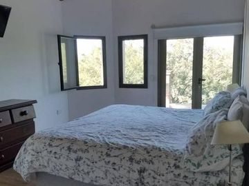 Lomas de la Carolina , fondo golf , Pileta ! Dormitorio en planta baja