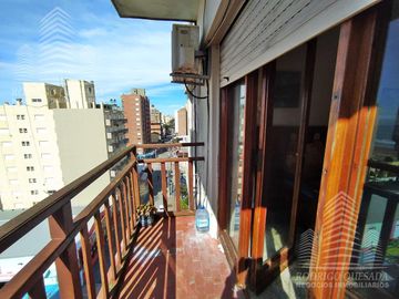 EXCELENTE Y ESPECTACULAR DEPARTAMENTO!! 3 AMB. SOBRE CHIOZZA-CON COCHERA Y BALCON A LA CALLE!!