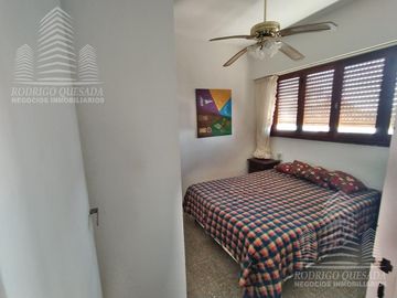 EXCELENTE Y ESPECTACULAR DEPARTAMENTO!! 3 AMB. SOBRE CHIOZZA-CON COCHERA Y BALCON A LA CALLE!!